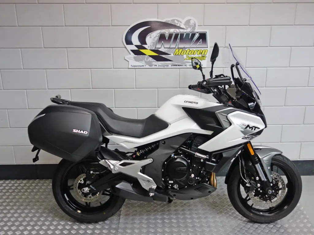 Gebruikte CFMOTO 700 MT all-road met 693cc motor uit 2025 bij NIWA Motoren