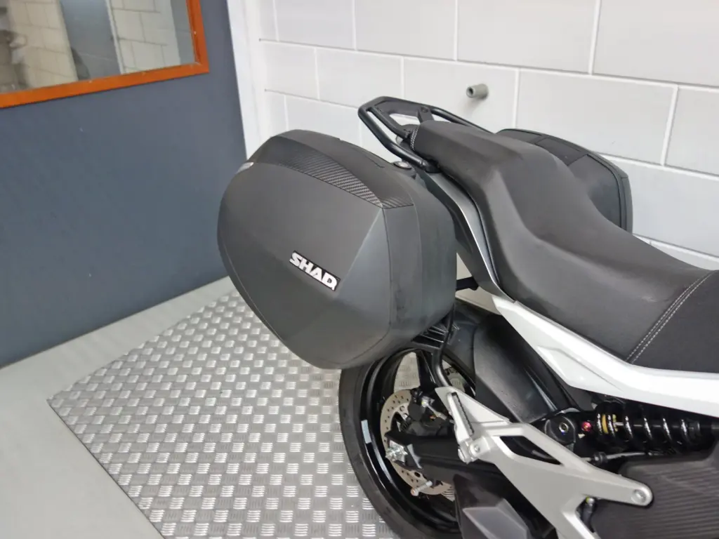 Gebruikte CFMOTO 700 MT all-road met 693cc motor uit 2025 bij NIWA Motoren