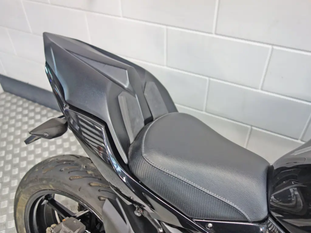 Gebruikte Kawasaki Ninja 650 sport met 649cc motor uit 2020 bij NIWA Motoren
