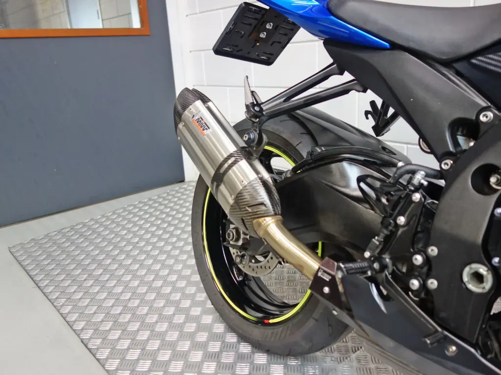 Gebruikte Suzuki Gsx 750 supersport met 750cc motor uit 2018 bij NIWA Motoren