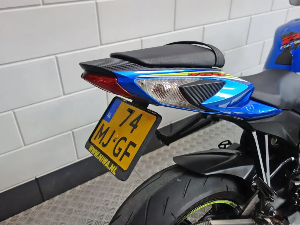 Gebruikte Suzuki Gsx 750 supersport met 750cc motor uit 2018 bij NIWA Motoren