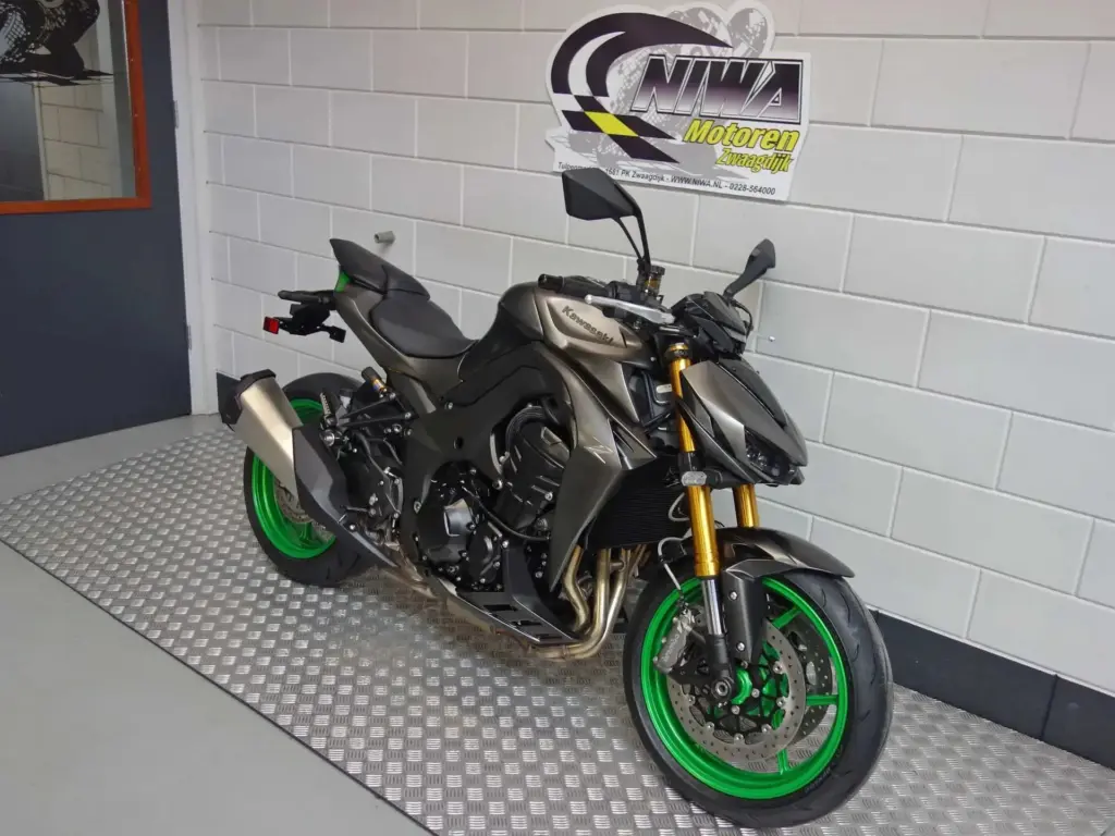 Gebruikte Kawasaki Z 1100 tour met 1099cc motor uit 2026 bij NIWA Motoren