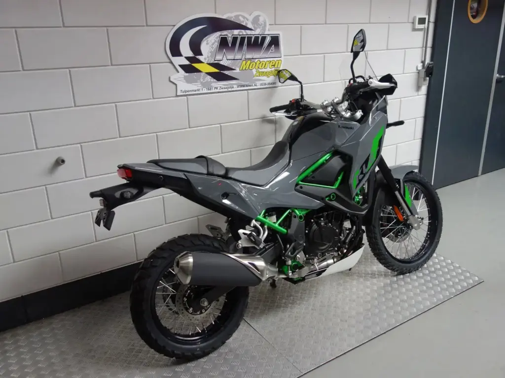 Gebruikte Kawasaki KLE500 all-road met 451cc motor uit 2026 bij NIWA Motoren