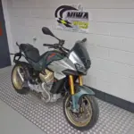 Gebruikte Moto Guzzi V100 tour met 1042cc motor uit 2025 bij NIWA Motoren