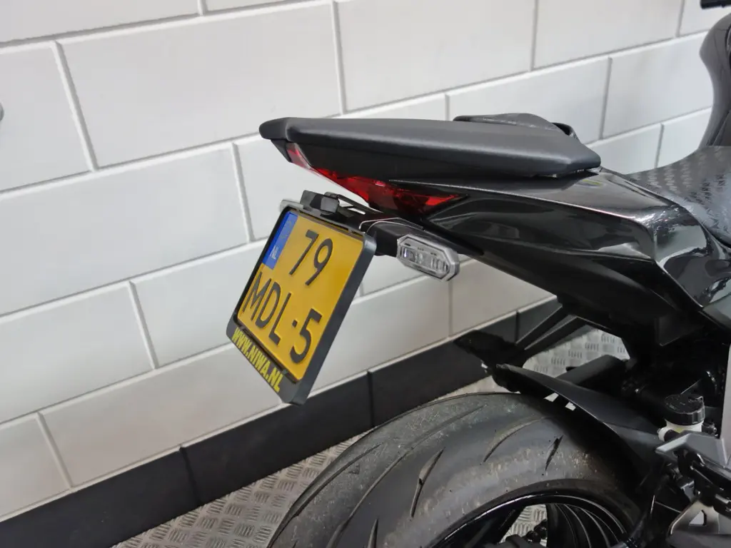 Gebruikte Kawasaki Z 1100 tour met 1099cc motor uit 2026 bij NIWA Motoren