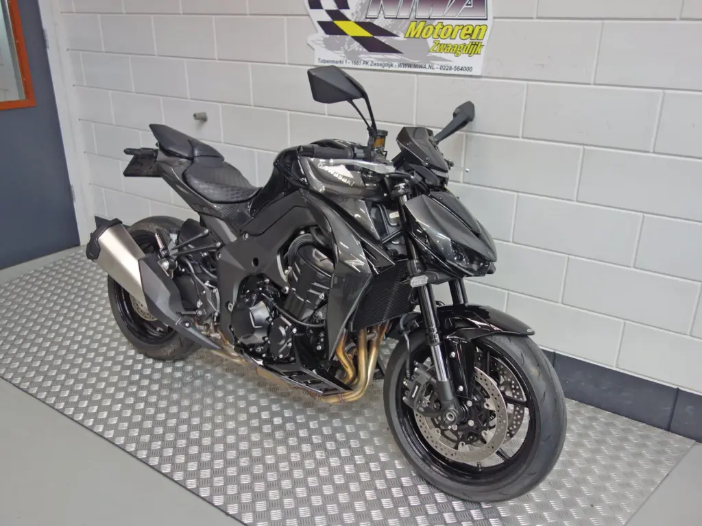 Gebruikte Kawasaki Z 1100 tour met 1099cc motor uit 2026 bij NIWA Motoren