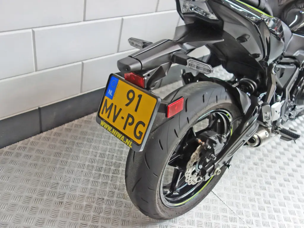 Gebruikte Kawasaki Z650 tour met 649cc motor uit 2024 bij NIWA Motoren