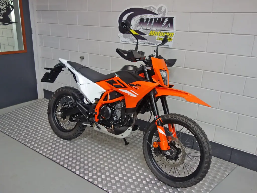 Gebruikte KTM 390 Enduro all-road met 399cc motor uit 2025 bij NIWA Motoren