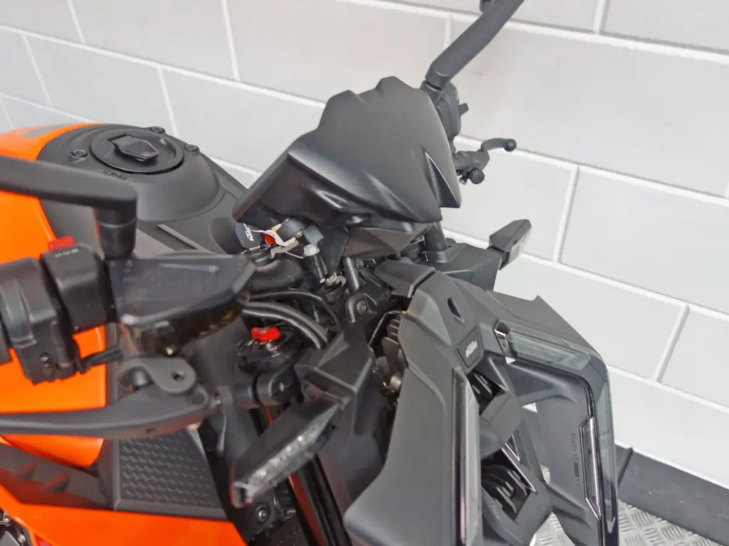 Gebruikte KTM 990 Duke tour met 947cc motor uit 2025 bij NIWA Motoren