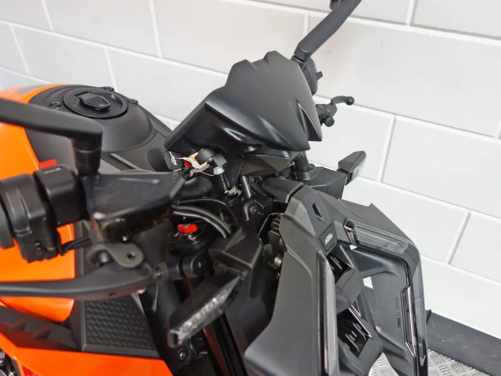 Gebruikte KTM 990 Duke tour met 947cc motor uit 2025 bij NIWA Motoren