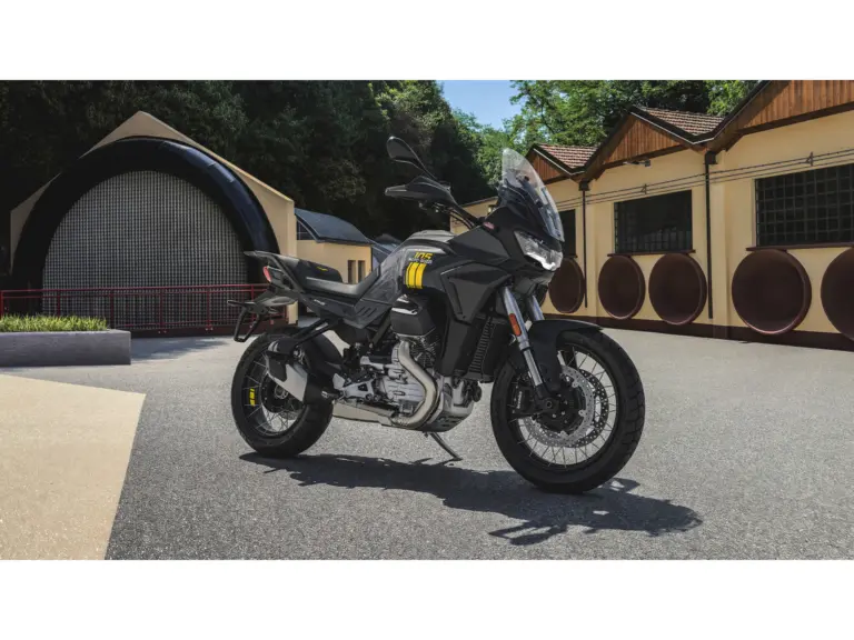 Moto Guzzi Stelvio PFF 105th Anniversary bij NIWA Motoren