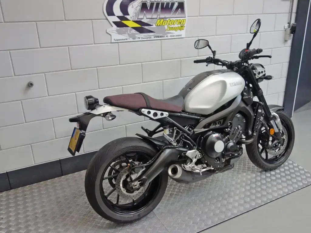 Gebruikte Yamaha XSR900 tour met 847cc motor uit 2018 bij NIWA Motoren