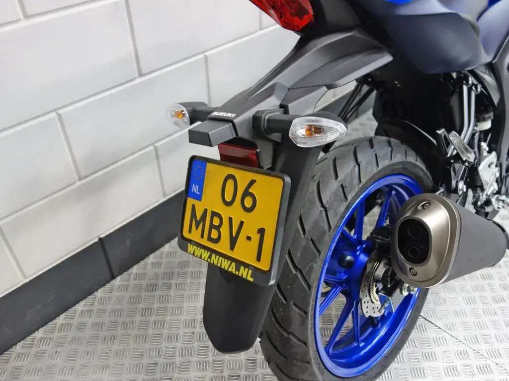 Gebruikte Suzuki GSX-R 125 sport met 124cc motor uit 2026 bij NIWA Motoren