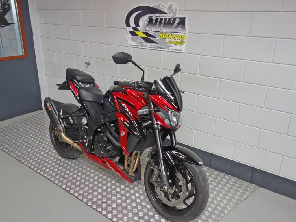 Gebruikte Suzuki GSX-S 750 tour met 749cc motor uit 2018 bij NIWA Motoren