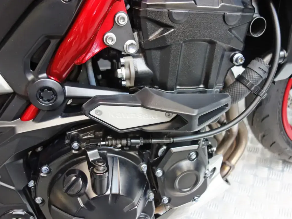 Gebruikte Kawasaki Z900 tour met 948cc motor uit 2023 bij NIWA Motoren