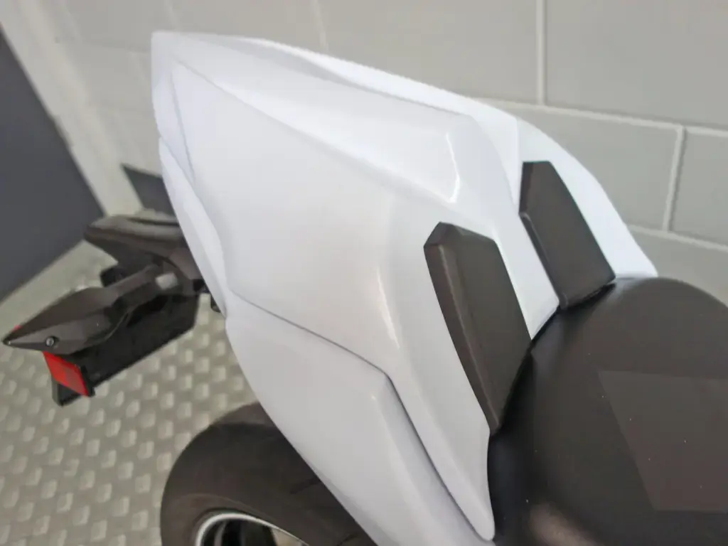 Gebruikte Kawasaki Ninja 650 tour met 649cc motor uit 2020 bij NIWA Motoren