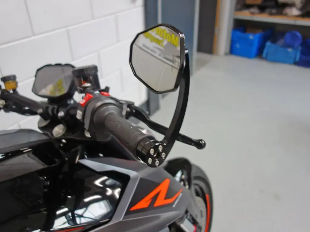 Gebruikte KTM 1290 Super Duke tour met 1301cc motor uit 2018 bij NIWA Motoren
