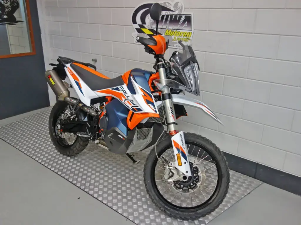 Gebruikte KTM 890 Adventure all-road met 889cc motor uit 2020 bij NIWA Motoren