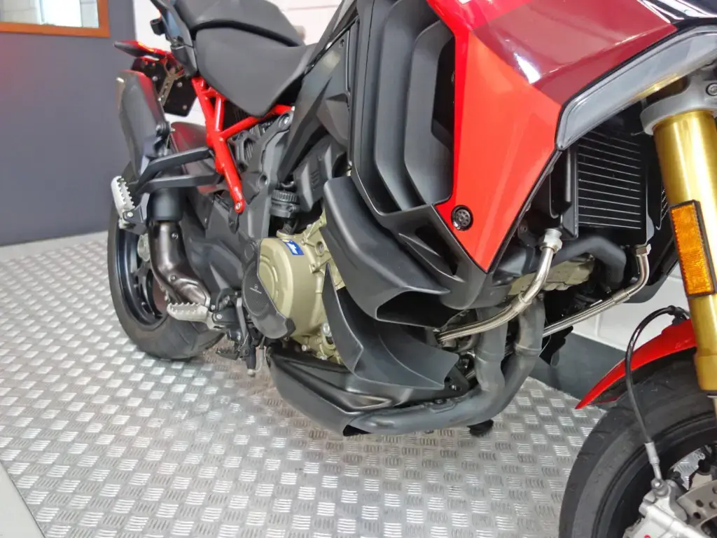 Gebruikte Ducati Multistrada all-road met 1158cc motor uit 2022 bij NIWA Motoren