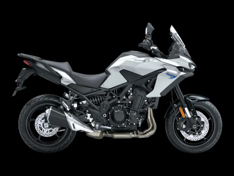 Kawasaki Versys 900 bij NIWA Motoren