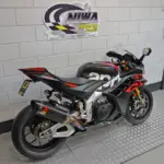 Gebruikte Aprilia RSV4 sport met 1099cc motor uit 2023 bij NIWA Motoren