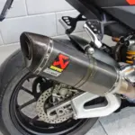 Gebruikte Aprilia RSV4 sport met 1099cc motor uit 2023 bij NIWA Motoren