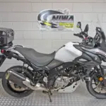 Gebruikte Suzuki V-Strom 650 all-road met 645cc motor uit 2018 bij NIWA Motoren