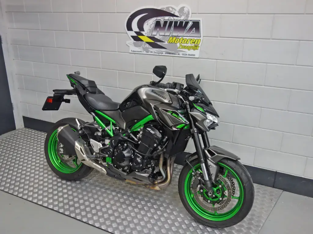 Gebruikte Kawasaki Z900 tour met 948cc motor uit 2023 bij NIWA Motoren