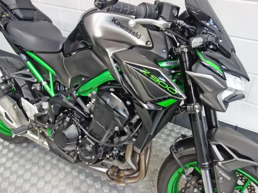 Gebruikte Kawasaki Z900 tour met 948cc motor uit 2023 bij NIWA Motoren