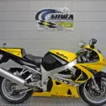 Gebruikte Suzuki GSX-R 750 sport met 749cc motor uit 2000 bij NIWA Motoren