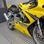 Gebruikte Suzuki GSX-R 750 sport met 749cc motor uit 2000 bij NIWA Motoren