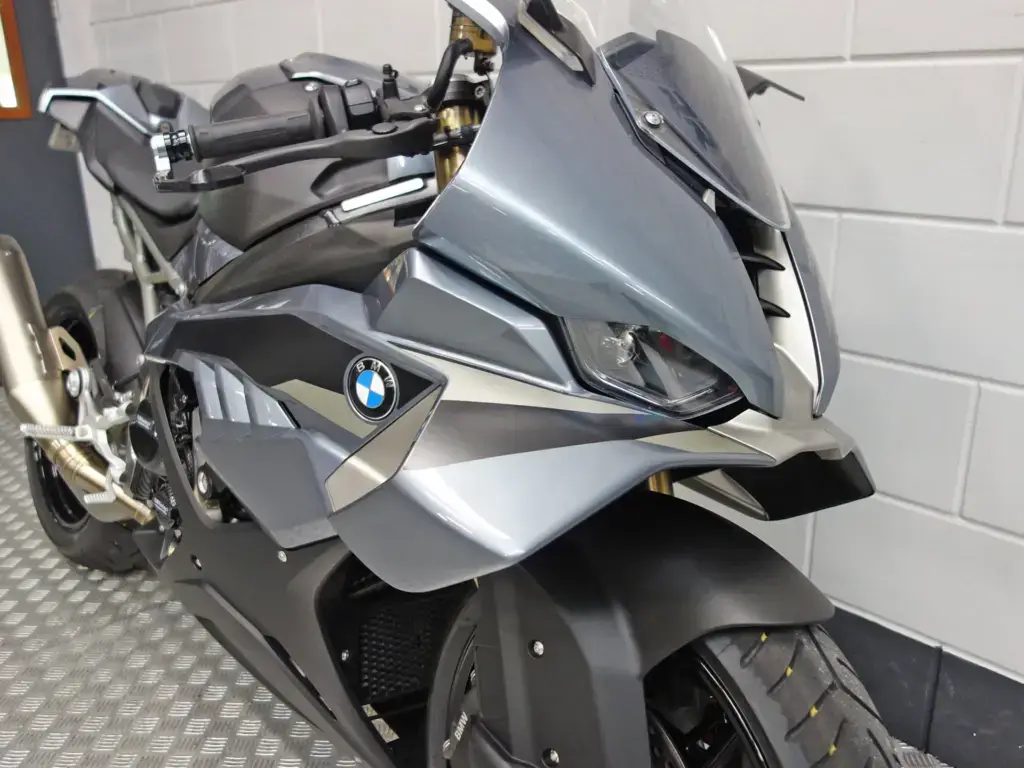 Gebruikte BMW S 1000 RR supersport met 999cc motor uit 2025 bij NIWA Motoren