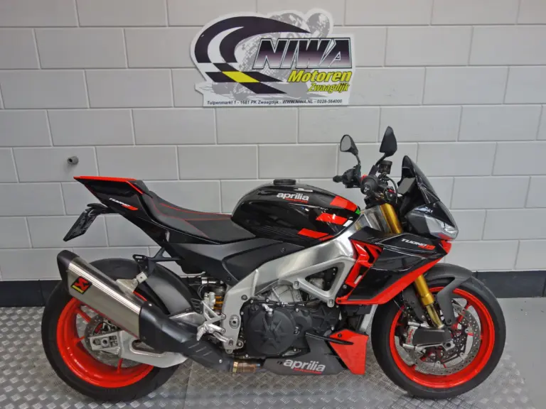 Aprilia Tuono V4 1100 Factory APRC bij NIWA Motoren