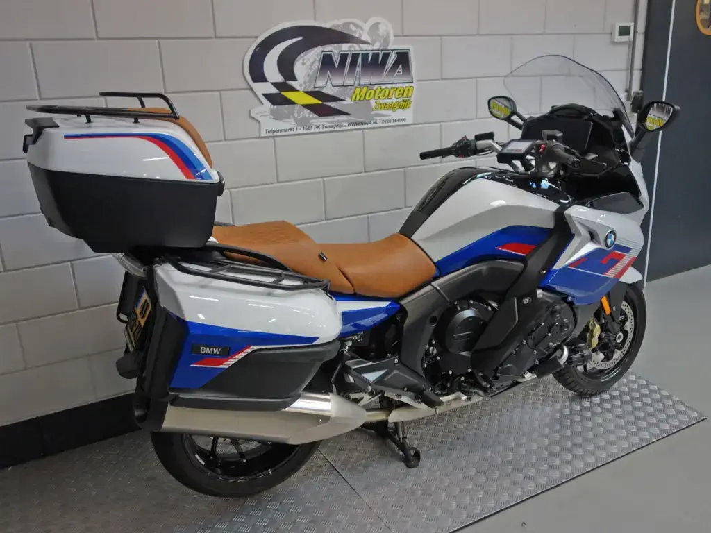Gebruikte BMW K 1600 GT tour met 1649cc motor uit 2022 bij NIWA Motoren