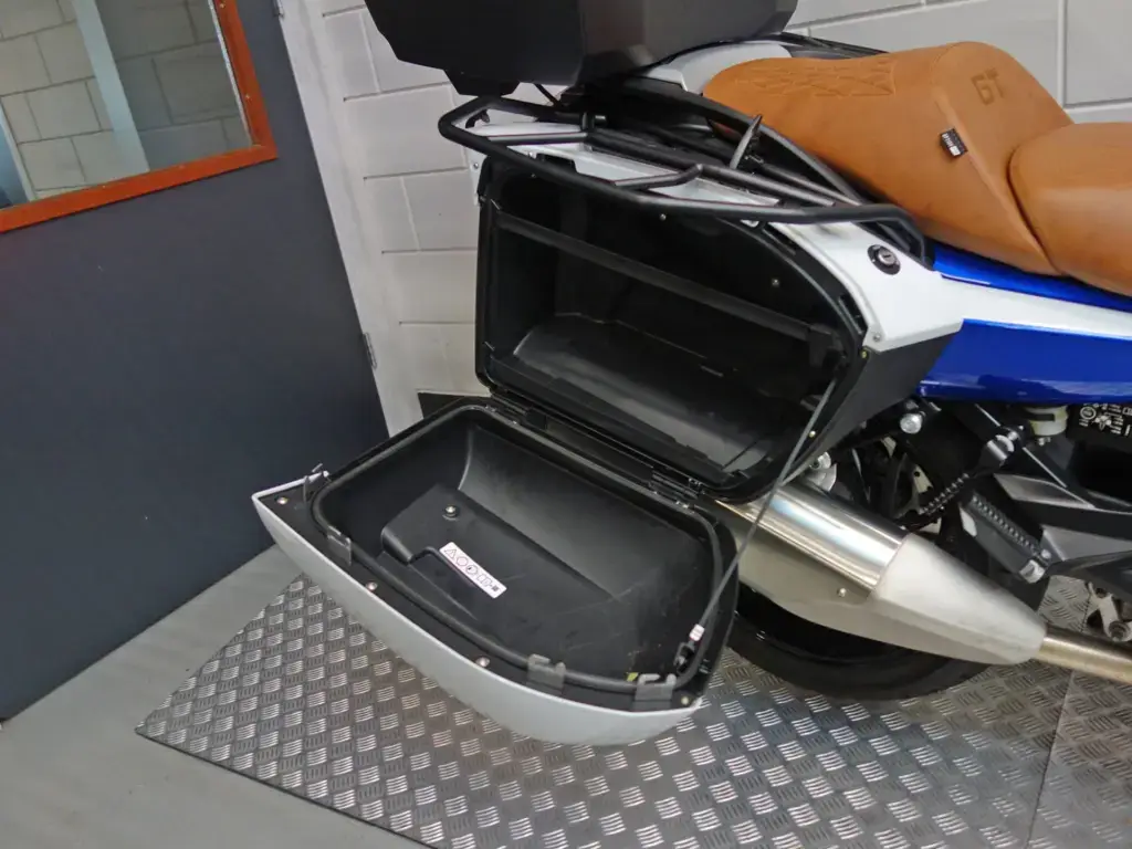 Gebruikte BMW K 1600 GT tour met 1649cc motor uit 2022 bij NIWA Motoren