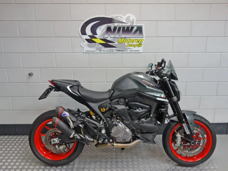 Ducati Monster + bij NIWA Motoren