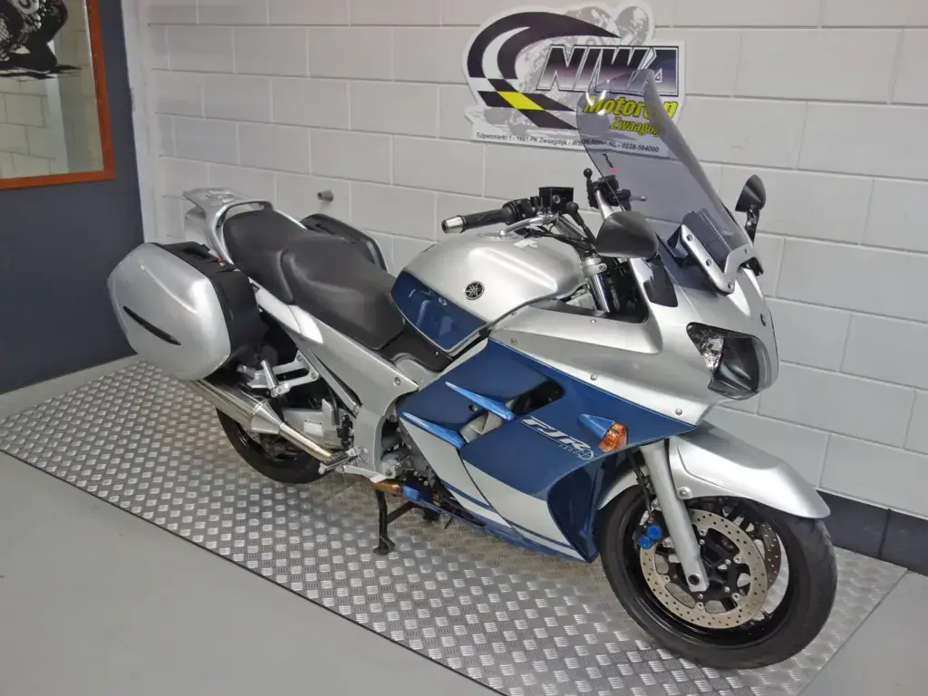 Gebruikte Yamaha FJR 1300 tour met 1298cc motor uit 2005 bij NIWA Motoren