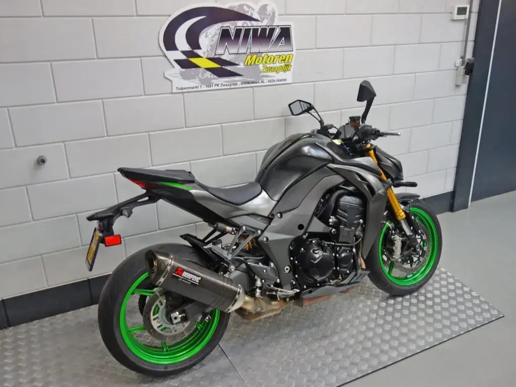Gebruikte Kawasaki Z 1100 tour met 1099cc motor uit 2025 bij NIWA Motoren