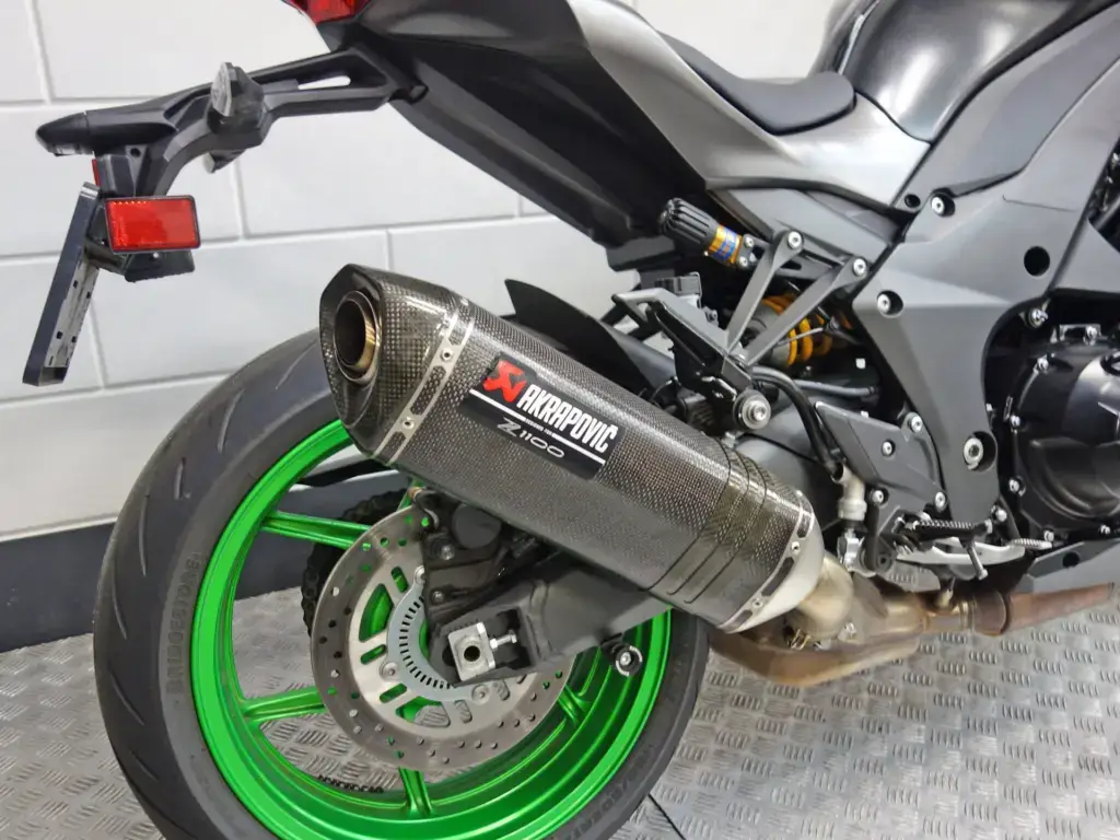 Gebruikte Kawasaki Z 1100 tour met 1099cc motor uit 2025 bij NIWA Motoren