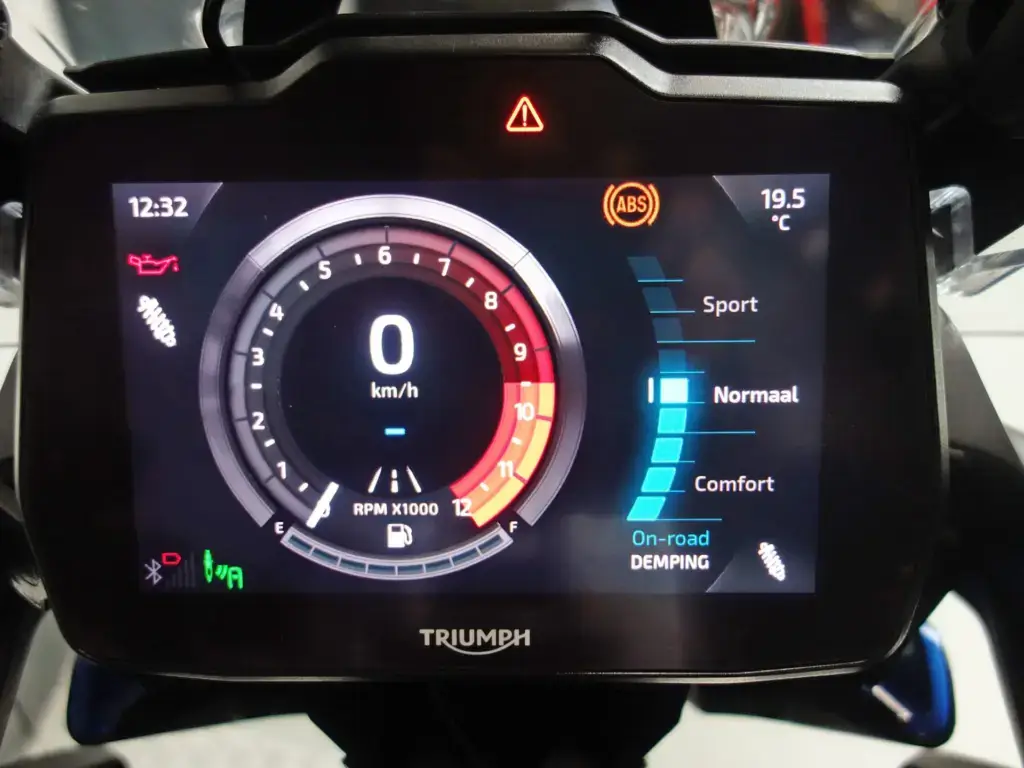 Gebruikte Triumph Tiger 1200 all-road met 1160cc motor uit 2022 bij NIWA Motoren