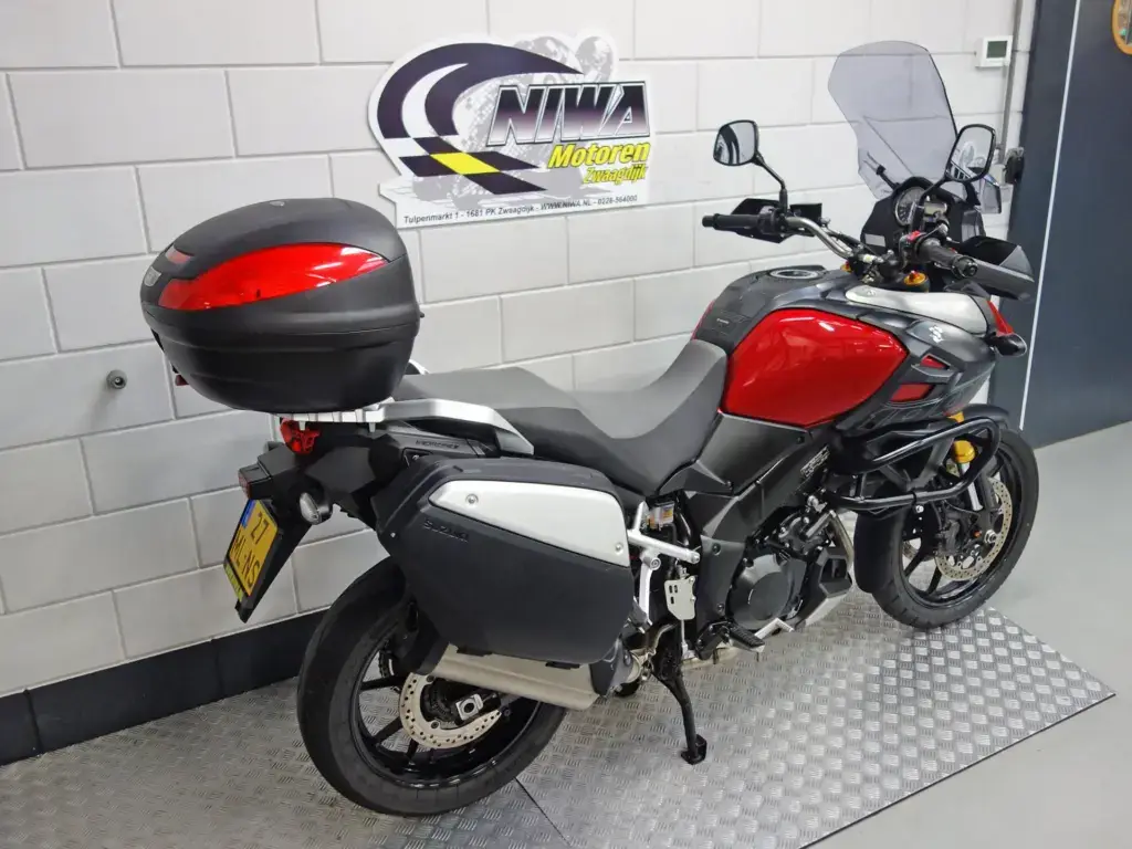 Gebruikte Suzuki V-Strom 1000 all-road met 1037cc motor uit 2014 bij NIWA Motoren