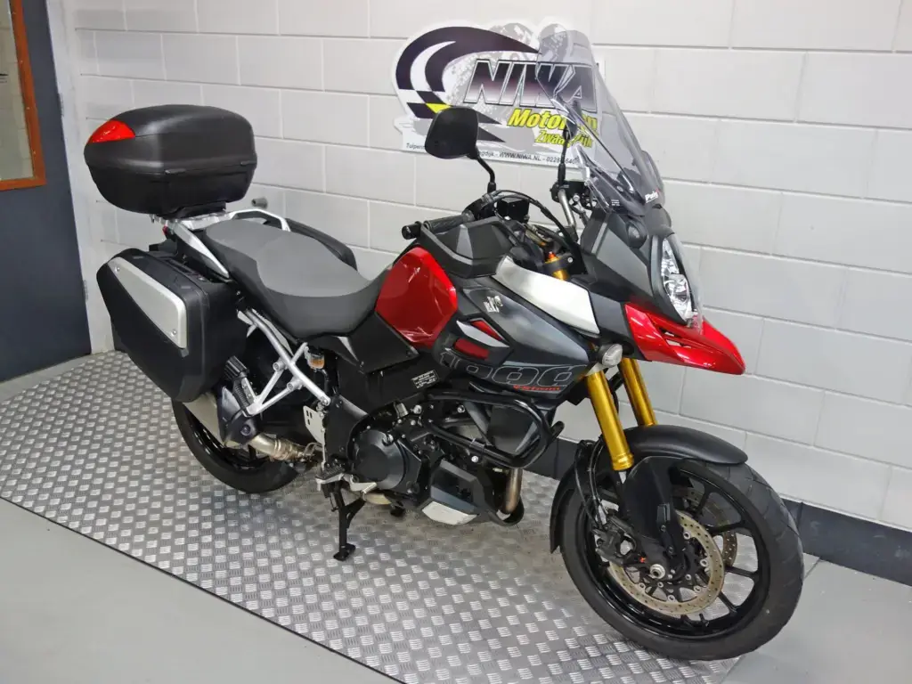Gebruikte Suzuki V-Strom 1000 all-road met 1037cc motor uit 2014 bij NIWA Motoren