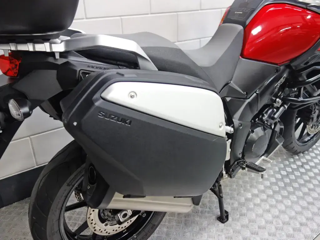 Gebruikte Suzuki V-Strom 1000 all-road met 1037cc motor uit 2014 bij NIWA Motoren