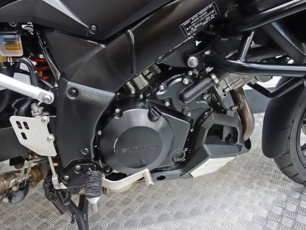 Gebruikte Suzuki V-Strom 1000 all-road met 1037cc motor uit 2014 bij NIWA Motoren