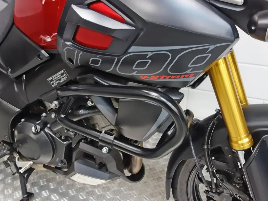 Gebruikte Suzuki V-Strom 1000 all-road met 1037cc motor uit 2014 bij NIWA Motoren