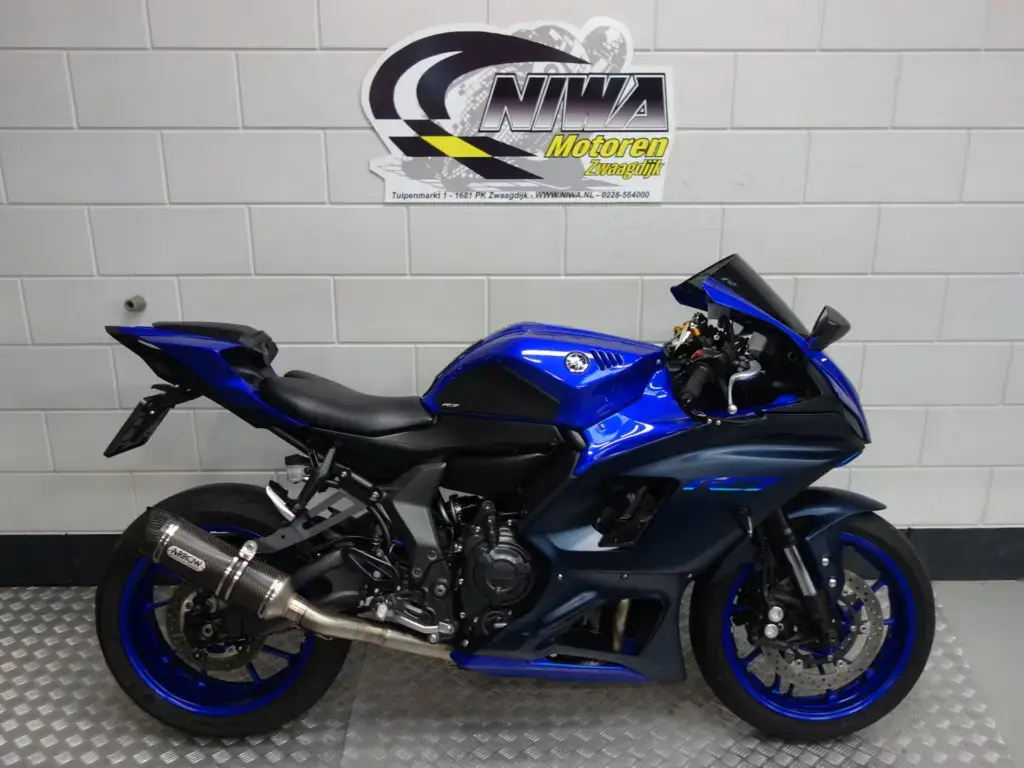Gebruikte Yamaha R7 sport met 689cc motor uit 2023 bij NIWA Motoren